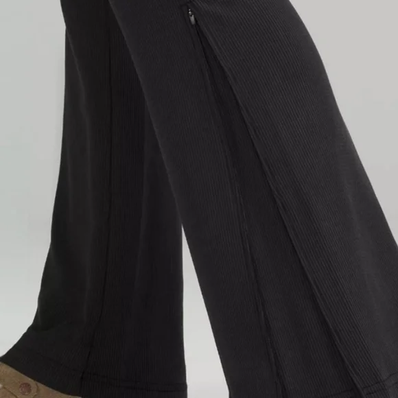 NWOT Lululemon Brushed Softstreme Rib Zip Flare Pants, 32.5